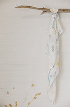 Charger l&#39;image dans la galerie, Couverture en mousseline de bambou - Mini Coco
